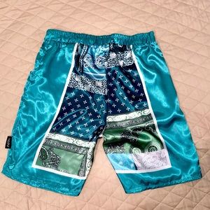 BoohooMAN Satin Bandana Shorts
